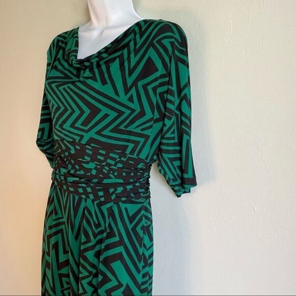 Just Taylor Black Green Dress with Pockets Size 8 - Picture 4 of 9